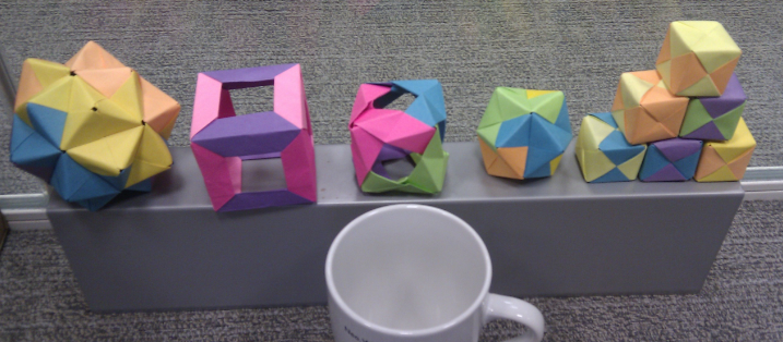 Image: Modular Origami, units from left to right: Sonobe, Open Frame II, PHiZZ, Sonobe, Sonobe